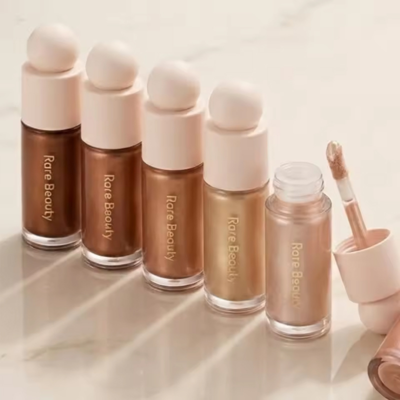 Rare Beauty Makeup Highlighter - レアビューティー ライトシルキータッチ イノベーティブ ハイライター 色移り防止 汚れ防止