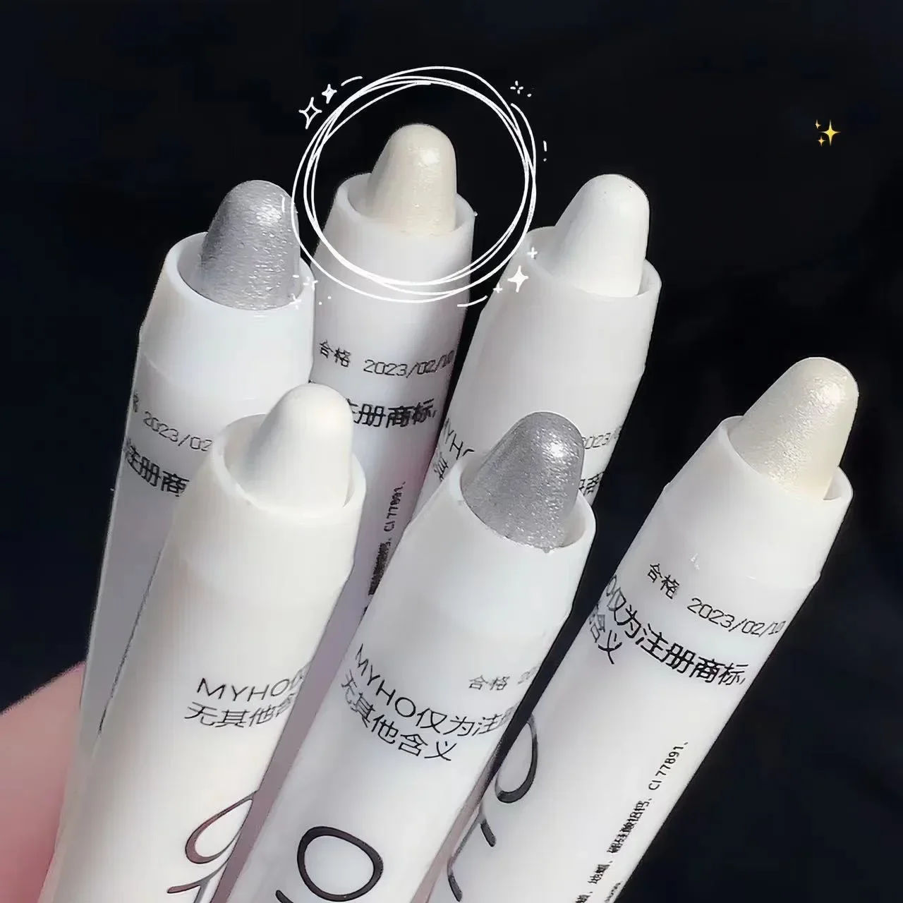Rare Beauty Makeup Highlighter - きらびやかな蛍光ペン,真珠のきらめき,鉛筆,防水,長持ち,光沢,アイメイク,新品