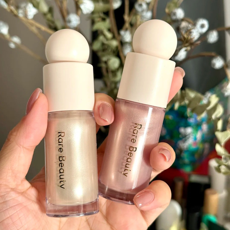 レアビューティー パウダーブラッシュ ハイライト ブライトン - Rare Beauty Makeup Highlighter のレビューと価格