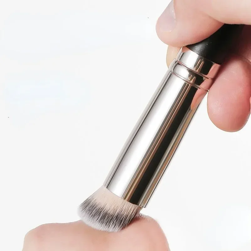 ファンデーションコンシーラーブラシプレミアム輪郭頬紅ブラシ完 - Huda Beauty Makeup Brush Set のレビューと価格