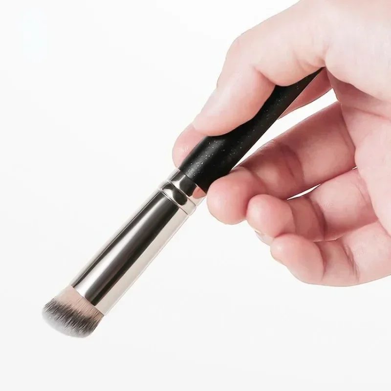 ファンデーションコンシーラーブラシプレミアム輪郭頬紅ブラシ完 - Huda Beauty Makeup Brush Set のレビューと価格