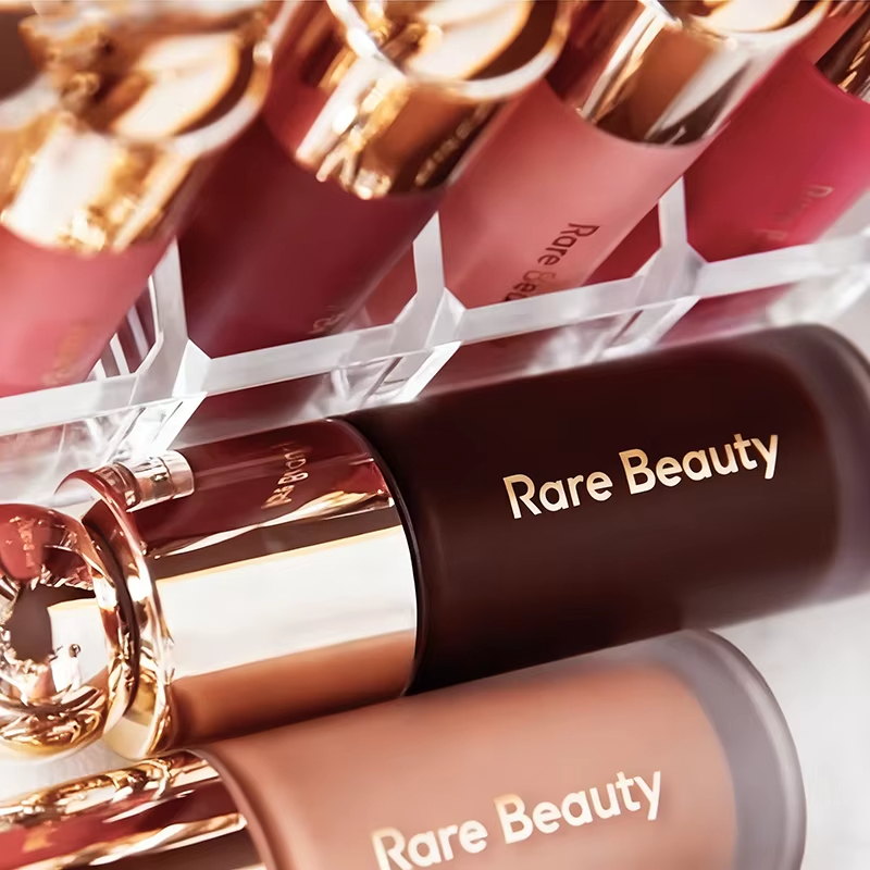 レアビューティー ウォース ハッピー ラブ ジョイ リキッド - Rare Beauty Makeup Highlighter のレビューと価格