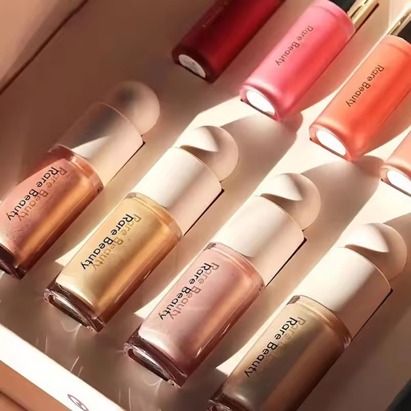 レアビューティー ライトシルキータッチ イノベーティブ ハイ - Rare Beauty Makeup Highlighter のレビューと価格