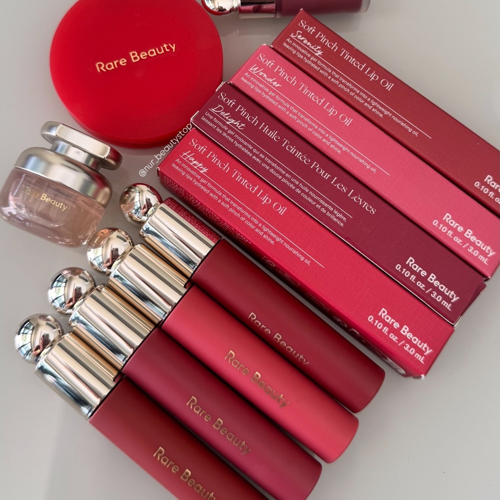 レアビューティー ステイ バーナブル グロッシー リップバー - Rare Beauty Makeup Highlighter のレビューと価格